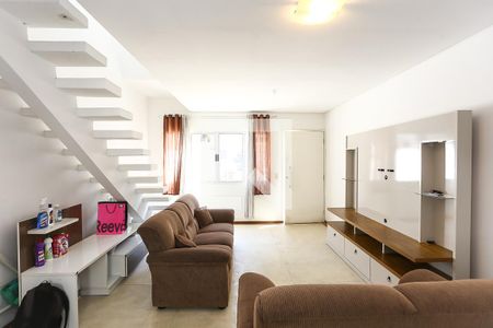 sala de casa para alugar com 2 quartos, 90m² em Vila Morse, São Paulo