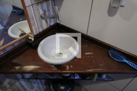 Casa à venda com 166m², 3 quartos e sem vaga Casa à venda com 166m², 3 quartos e sem vagaBanheiro