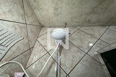 Casa à venda com 140m², 2 quartos e 2 vagasChuveiro do Banheiro