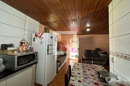 Casa à venda com 140m², 2 quartos e 2 vagasCozinha