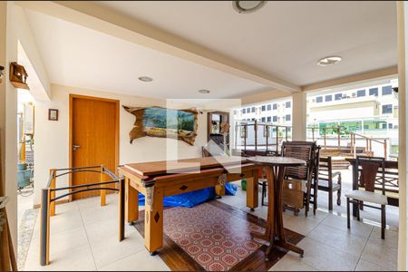 Casa à venda com 350m², 4 quartos e 2 vagasEspaço Gourmet