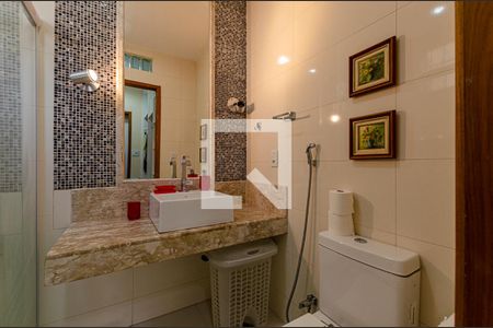 Casa à venda com 350m², 4 quartos e 2 vagasBanheiro da Suíte 3