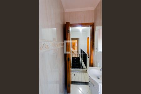 Casa à venda com 300m², 3 quartos e 6 vagas Casa à venda com 300m², 3 quartos e 6 vagasBanheiro