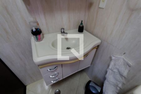 Casa à venda com 300m², 3 quartos e 6 vagas Casa à venda com 300m², 3 quartos e 6 vagasPia