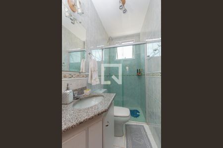 Apartamento à venda com 175m², 4 quartos e 1 vaga Apartamento à venda com 175m², 4 quartos e 1 vagaBanheiro Social