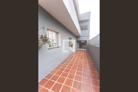 Casa à venda com 400m², 8 quartos e 4 vagasQuintal - casa 3