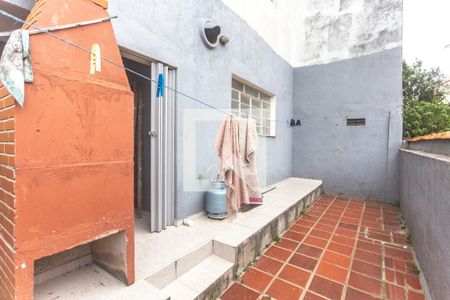 Casa à venda com 400m², 8 quartos e 4 vagasQuintal - casa 3