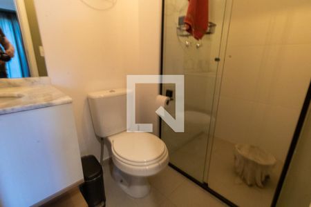 Banheiro de apartamento para alugar com 1 quarto, 31m² em Butantã, São Paulo