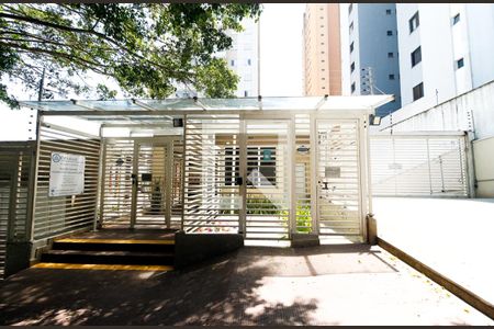 Apartamento à venda com 45m², 1 quarto e 2 vagasFachada e portaria