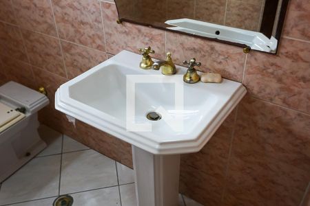 Lavabo de casa para alugar com 3 quartos, 180m² em Parque Taboão, Taboão da Serra