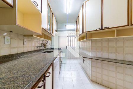Apartamento para alugar com 98m², 3 quartos e 1 vaga Apartamento para alugar com 98m², 3 quartos e 1 vagaCozinha