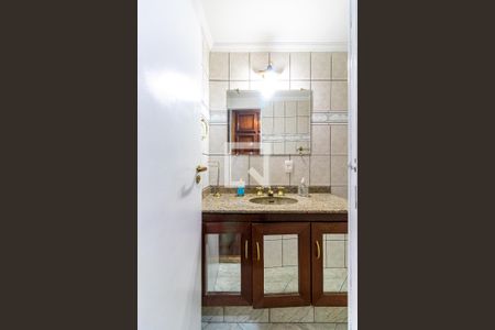 Apartamento para alugar com 98m², 3 quartos e 1 vaga Apartamento para alugar com 98m², 3 quartos e 1 vagaBanheiro do Corredor