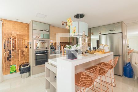Sala e Cozinha de casa de condomínio à venda com 5 quartos, 500m² em Jardim Guapira, São Paulo