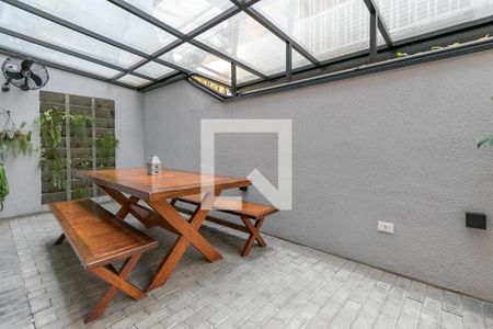 Casa para alugar com 416m², 10 quartos e 2 vagasQuintal