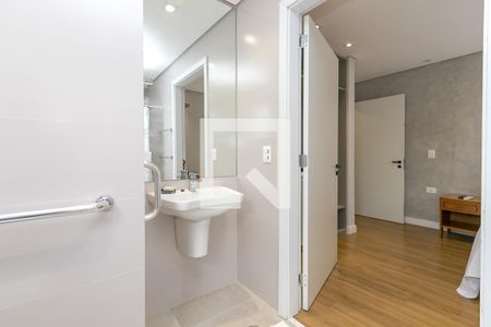 Casa para alugar com 416m², 10 quartos e 2 vagasBanheiro da Suíte 1