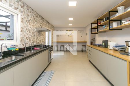 Casa para alugar com 416m², 10 quartos e 2 vagasCozinha