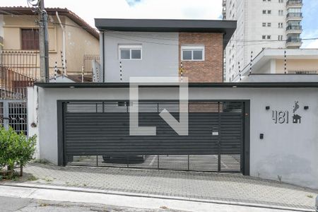 Casa para alugar com 416m², 10 quartos e 2 vagasFachada