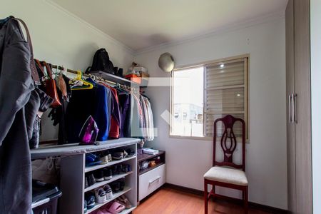 Apartamento para alugar com 53m², 2 quartos e 1 vagaQuarto 2 - Armários