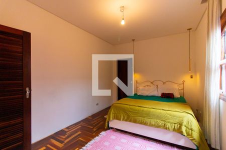 Casa à venda com 320m², 3 quartos e 1 vagaSuíte