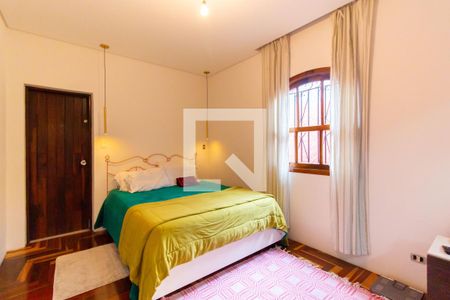 Casa à venda com 320m², 3 quartos e 1 vagaSuíte