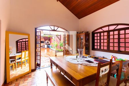 Sala  de Jantar de casa à venda com 3 quartos, 320m² em Vila Libanesa, São Paulo
