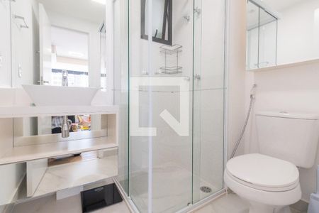 Apartamento à venda com 70m², 2 quartos e 1 vaga Apartamento à venda com 70m², 2 quartos e 1 vagaBanheiro social