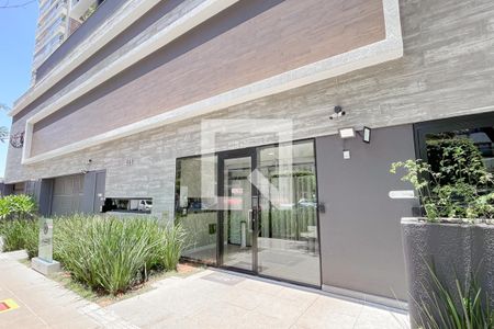 Apartamento à venda com 38m², 1 quarto e 1 vaga Apartamento à venda com 38m², 1 quarto e 1 vagaFACHADA