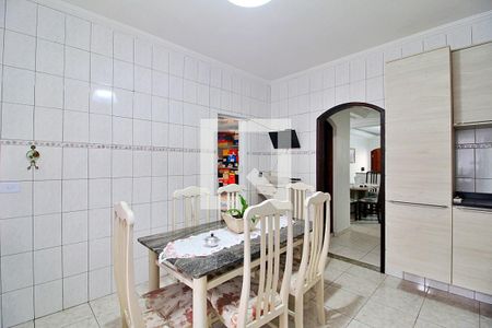 Casa à venda com 510m², 4 quartos e 5 vagasCozinha