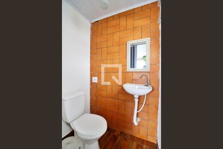 Casa à venda com 510m², 4 quartos e 5 vagasBanheiro de serviço