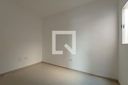 Suíte 1 de casa de condomínio para alugar com 2 quartos, 65m² em Vila Pierina, São Paulo