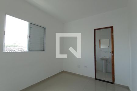 Suíte 2 de casa de condomínio para alugar com 2 quartos, 65m² em Vila Pierina, São Paulo