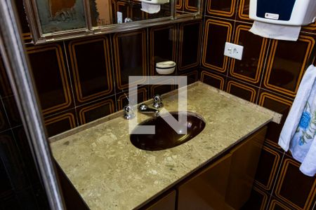 Casa à venda com 193m², 4 quartos e 2 vagas2o. Andar - Banheiro Social