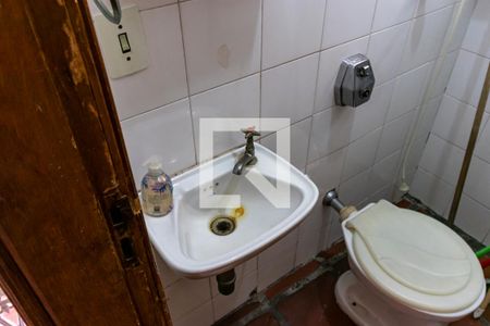 Casa à venda com 193m², 4 quartos e 2 vagas1o. Andar - Banheiro de Serviço