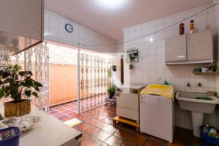 Casa à venda com 193m², 4 quartos e 2 vagas1o. Andar - Área de Serviço