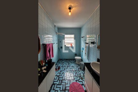 Casa à venda com 300m², 2 quartos e 3 vagasBanheiro