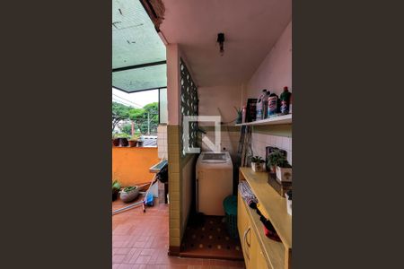 Casa à venda com 300m², 2 quartos e 3 vagasÁrea de Serviço