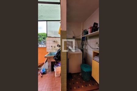 Casa à venda com 300m², 2 quartos e 3 vagasÁrea de Serviço