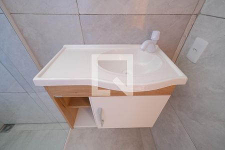 Casa para alugar com 140m², 1 quarto e 2 vagasDetalhe do banheiro