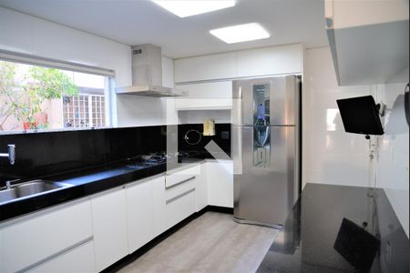 Casa à venda com 600m², 4 quartos e 7 vagas