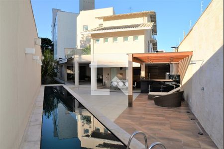 Casa à venda com 600m², 4 quartos e 7 vagas