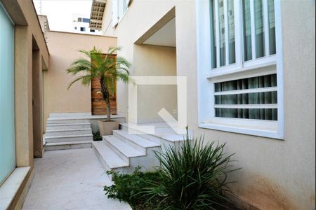 Casa à venda com 600m², 4 quartos e 7 vagas