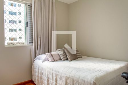 Apartamento à venda com 143m², 4 quartos e 3 vagas