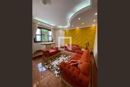 Casa à venda com 5 quartos, 360m² em Álvaro Camargos, Belo Horizonte