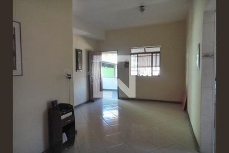 Casa à venda com 3 quartos, 163m² em Tijuco, Contagem