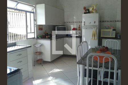 Casa à venda com 3 quartos, 163m² em Tijuco, Contagem