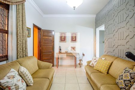 Casa à venda com 4 quartos, 226m² em Salgado Filho, Belo Horizonte