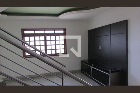 Casa à venda com 3 quartos, 366m² em Barreiro, Belo Horizonte