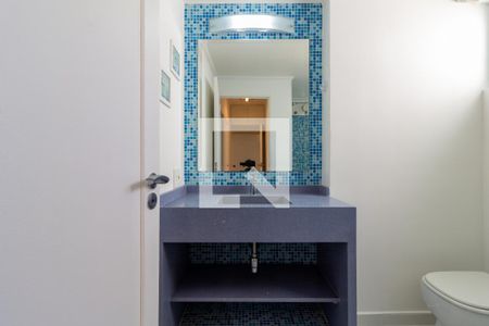 Apartamento à venda com 70m², 2 quartos e 1 vaga Apartamento à venda com 70m², 2 quartos e 1 vagaBanheiro