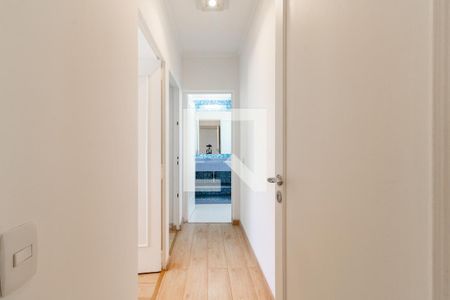 Apartamento à venda com 70m², 2 quartos e 1 vaga Apartamento à venda com 70m², 2 quartos e 1 vagaCorredor