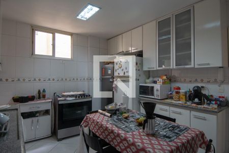 Apartamento à venda com 170m², 4 quartos e 1 vagaCozinha
